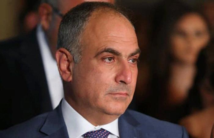 أسود: شكرا لحكمتك وعقلك الراجح