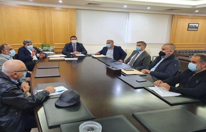 وفد الاتحاد العمالي بحث مع نجار في قضايا النقل ومرفأ بيروت