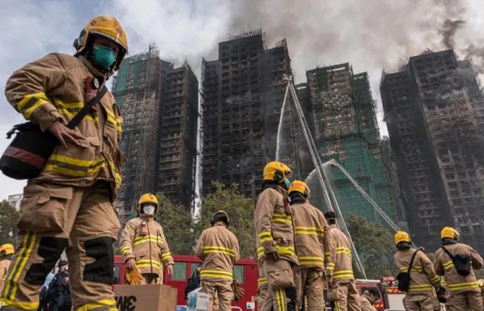 حريق هونغ كونغ الهائل: قتلى ومفقودون وشبهات بإهمال جسيم!