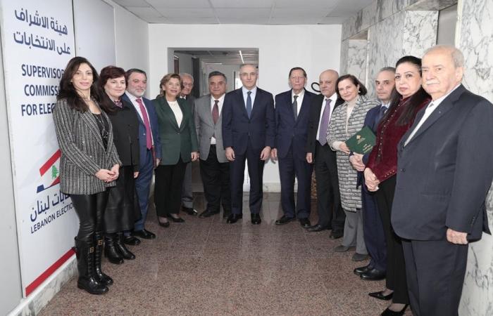 الحجار يؤكد: الانتخابات في موعدها وبحيادية كاملة