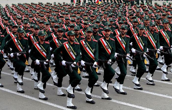 تصدّعات داخل صفوف قوات الأمن الإيرانية