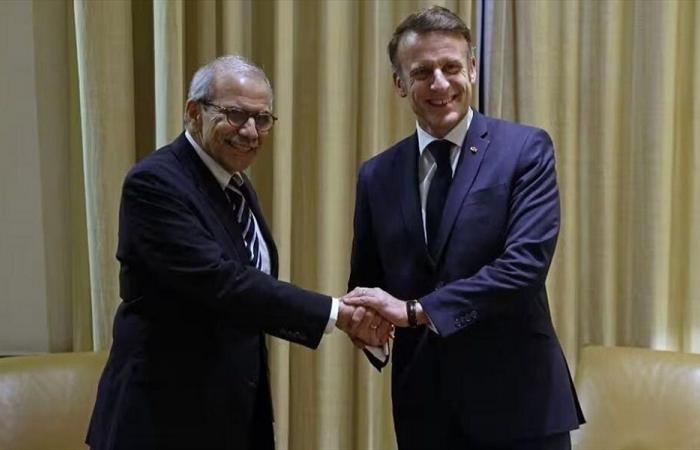 ماكرون يستقبل سلام الجمعة