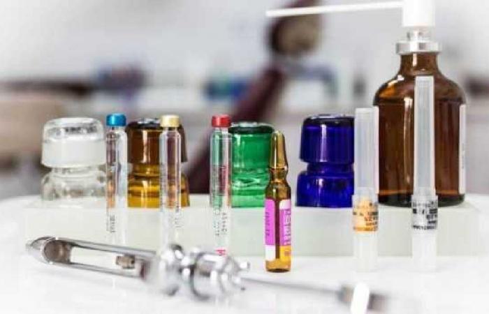 أدوية مهرّبة ومنتهية الصلاحية في مستوصف غير شرعي!