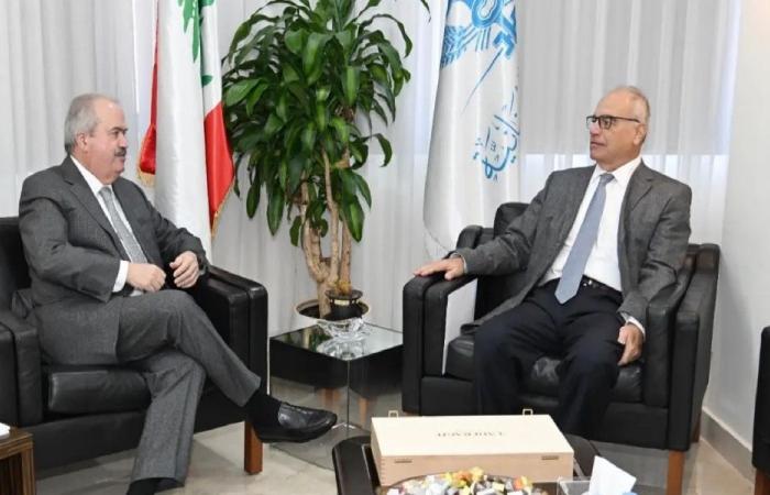 اجتماع في المالية لتعزيز الرقابة الجمركية