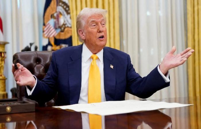 ترامب: نتفاوض مع كوبا