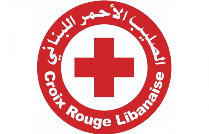 الصليب الأحمر: 12 إلى 15 شخصاً محتجزون بمبنى طرابلس