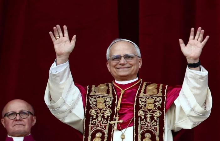 جولة إفريقية للبابا في نيسان