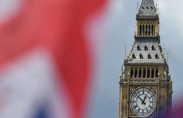 الحكومة البريطانية تعلن سحب موظفيها موقتاً من إيران