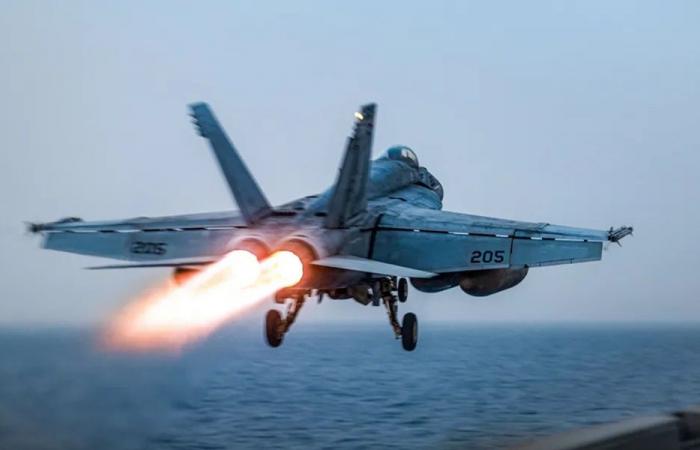 4 قتلى بسقوط طائرة وقود أميركية فوق العراق