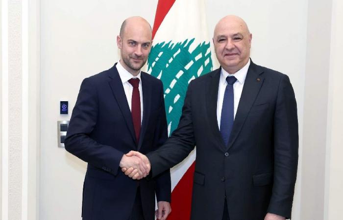 لا جديد في جعبة بارو