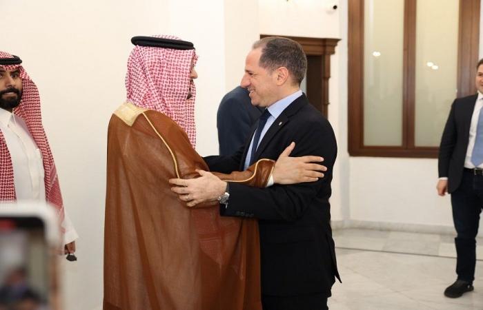 الجميل التقى بخاري في زيارة وداعية