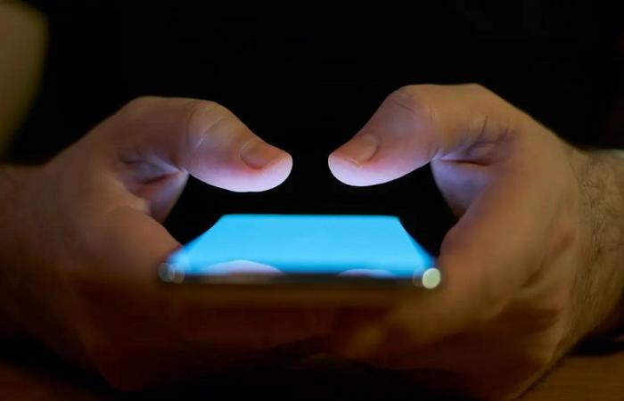 اتصالات تدعو سكان صور وبرج الشمالي لإخلاء منازلهم!
