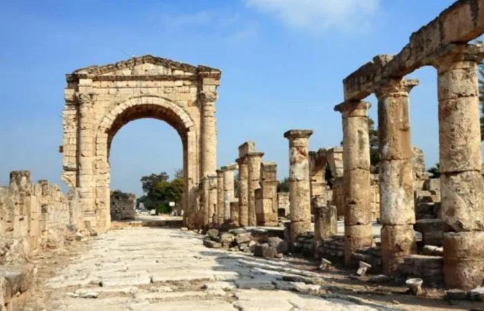 مناشدة لحماية معالم صور السياحيّة