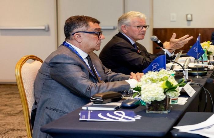 الحوت يترأس اجتماع مجلس إدارة تحالف “سكاي تيم”