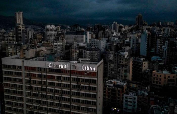 “كهرباء لبنان”: بدء حملات قطع التيار عن القطاع العام