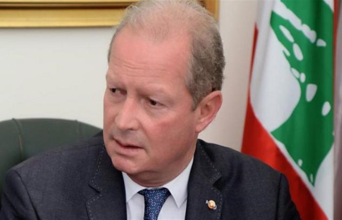 كميل شمعون: خسرت والدًا ومثالًا بالصدق