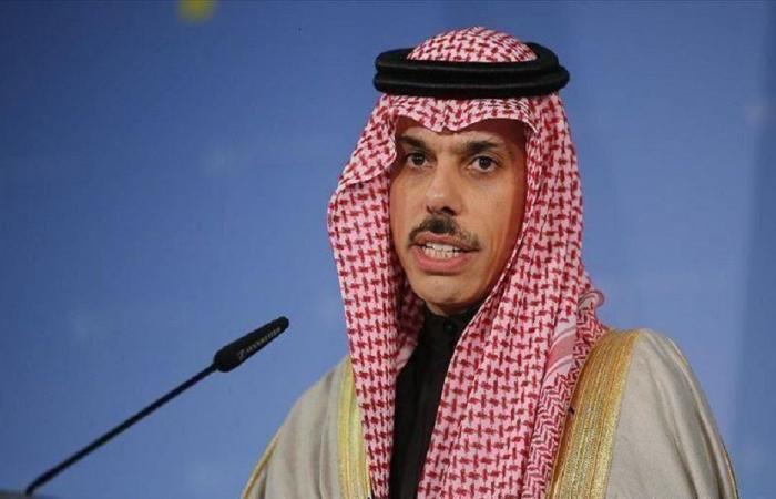 بن فرحان يلتقي كوتون في واشنطن