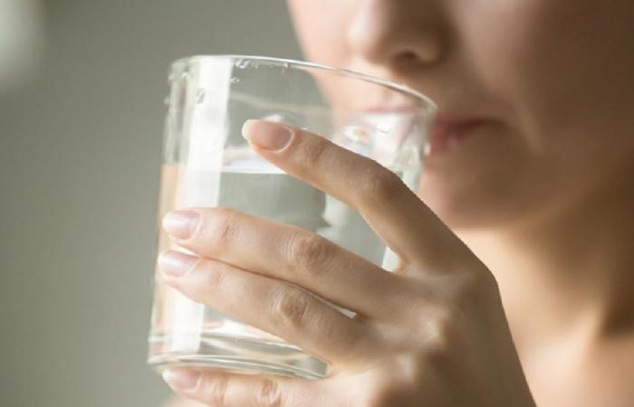 اقفال مركز لتعبئة مياه الشرب